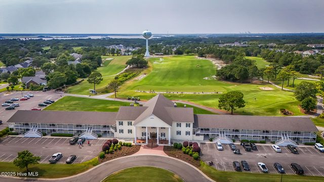 201 Small Dove Court, Wilmington, NC 28412