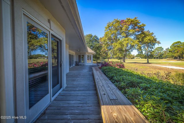 201 Small Dove Court, Wilmington, NC 28412