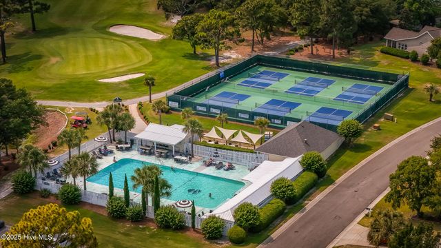 201 Small Dove Court, Wilmington, NC 28412