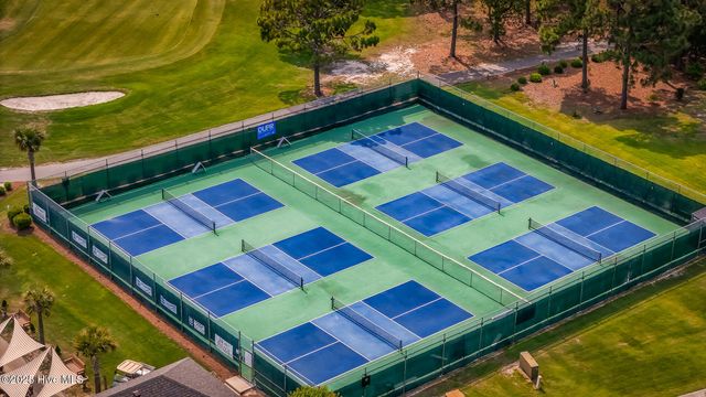 201 Small Dove Court, Wilmington, NC 28412