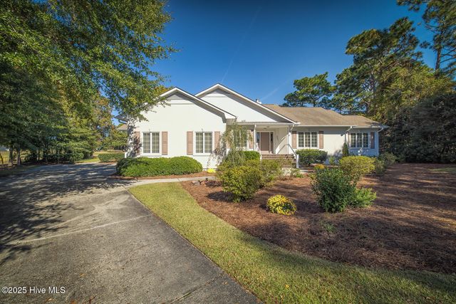 201 Small Dove Court, Wilmington, NC 28412