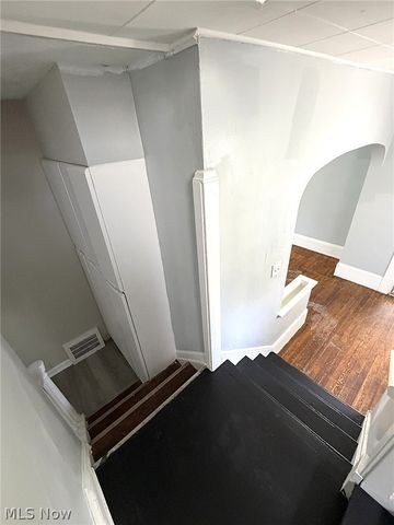 12516 Cornado Avenue, Cleveland, OH 44108