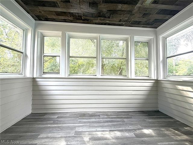 12516 Cornado Avenue, Cleveland, OH 44108