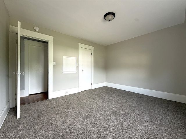 12516 Cornado Avenue, Cleveland, OH 44108