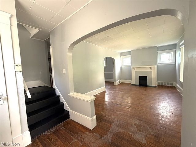 12516 Cornado Avenue, Cleveland, OH 44108