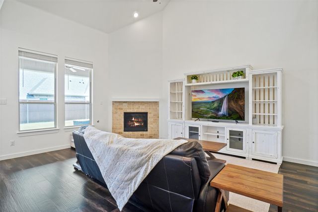 525 Overton Avenue, Celina, TX 75009