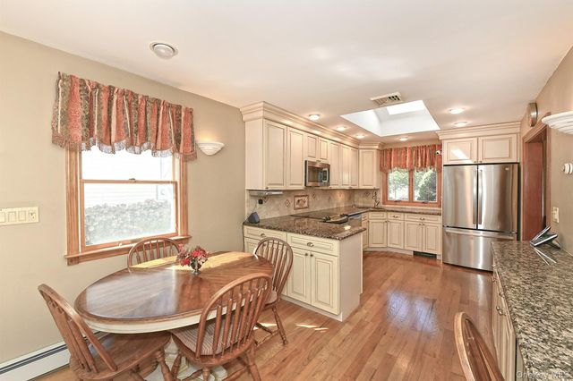 19 Court Drive, South Huntington, NY 11746