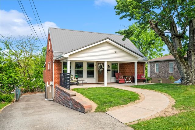 607 Greenleaf Dr, Monroeville, PA 15146
