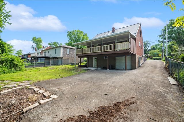 607 Greenleaf Dr, Monroeville, PA 15146