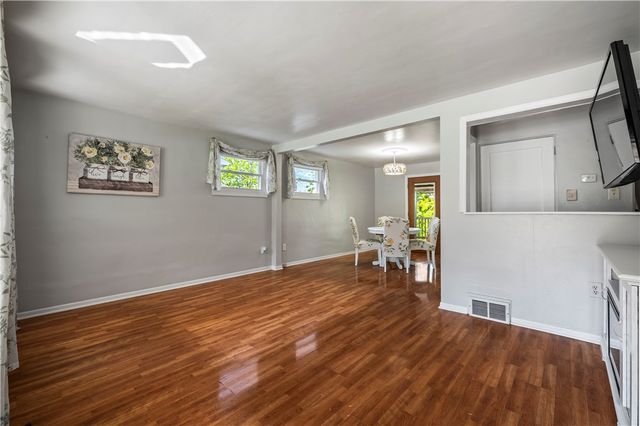 607 Greenleaf Dr, Monroeville, PA 15146