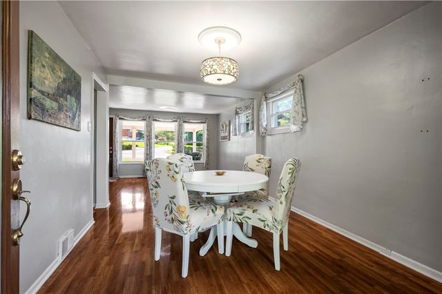 607 Greenleaf Dr, Monroeville, PA 15146