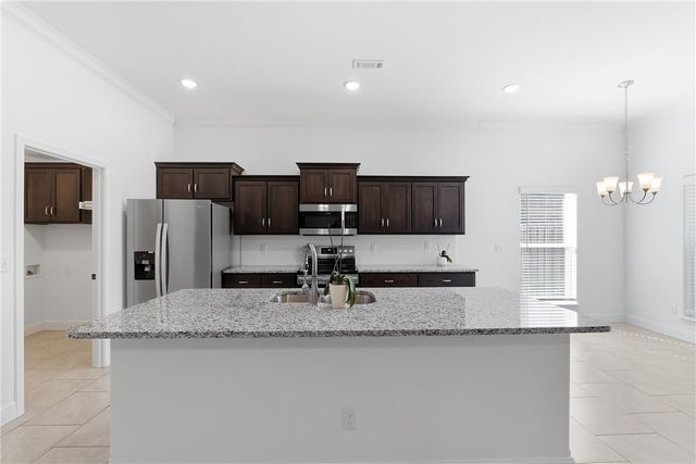 6011 Hoover Street, Bentonville, AR 72713