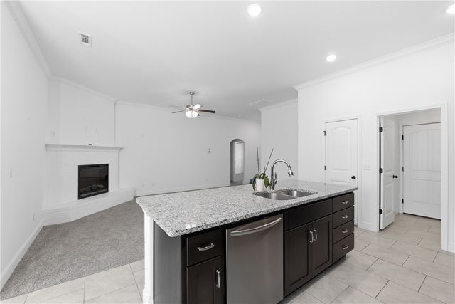 6011 Hoover Street, Bentonville, AR 72713