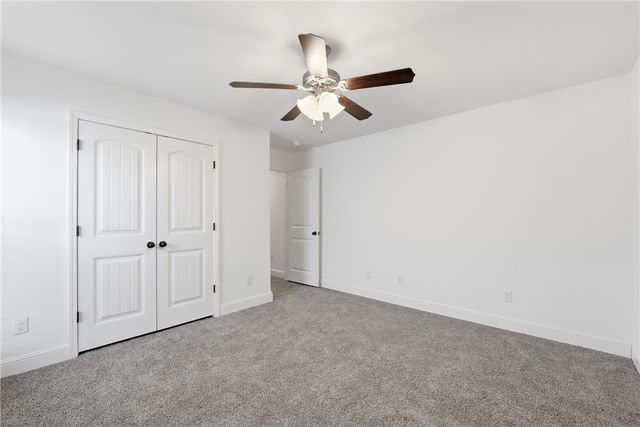 6011 Hoover Street, Bentonville, AR 72713