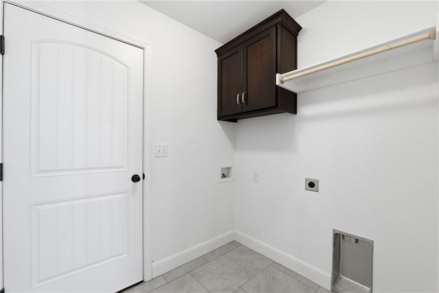 6011 Hoover Street, Bentonville, AR 72713