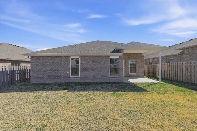 6011 Hoover Street, Bentonville, AR 72713