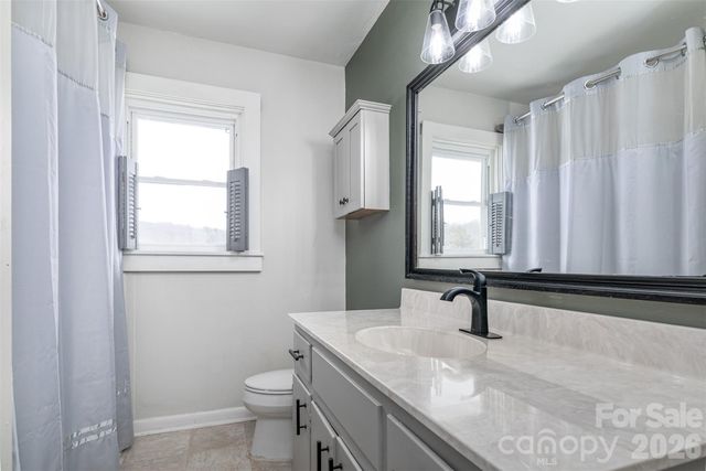 110 Shelton Street, Waynesville, NC 28786