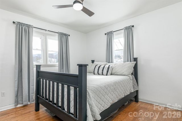 110 Shelton Street, Waynesville, NC 28786