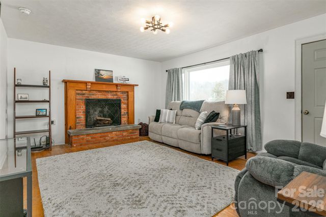 110 Shelton Street, Waynesville, NC 28786