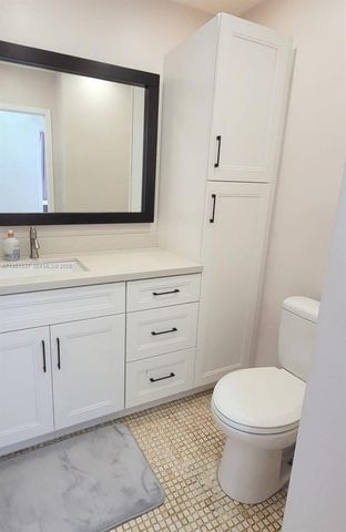 2500 Parkview Dr 2517, Hallandale Beach, FL 33009