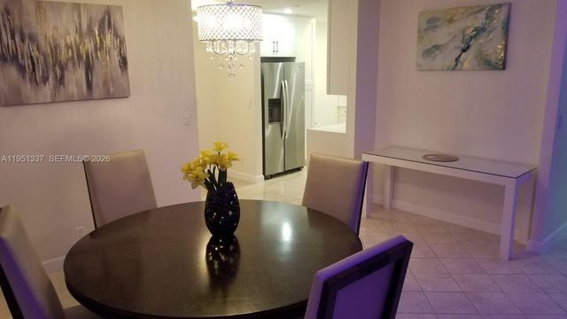 2500 Parkview Dr 2517, Hallandale Beach, FL 33009