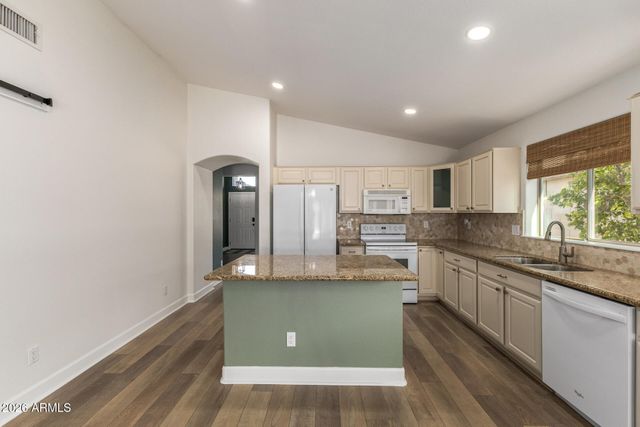 6710 S FOUR PEAKS Place, Chandler, AZ 85249