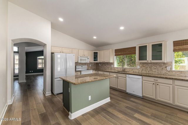 6710 S FOUR PEAKS Place, Chandler, AZ 85249