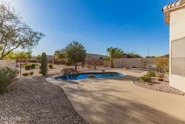 6710 S FOUR PEAKS Place, Chandler, AZ 85249
