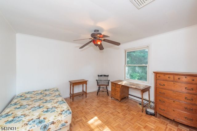 20 Wanaque Rd, West Milford Twp., NJ 07421