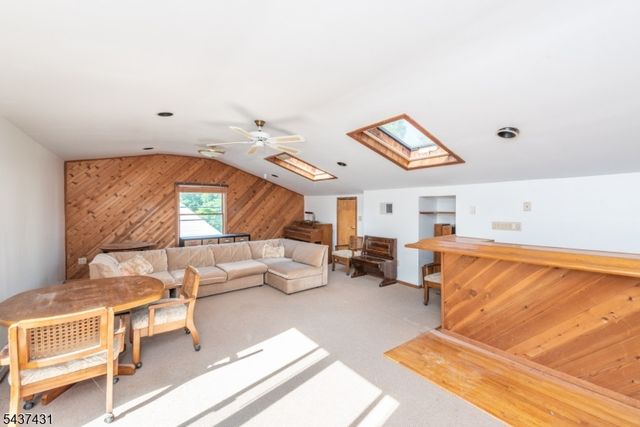 20 Wanaque Rd, West Milford Twp., NJ 07421