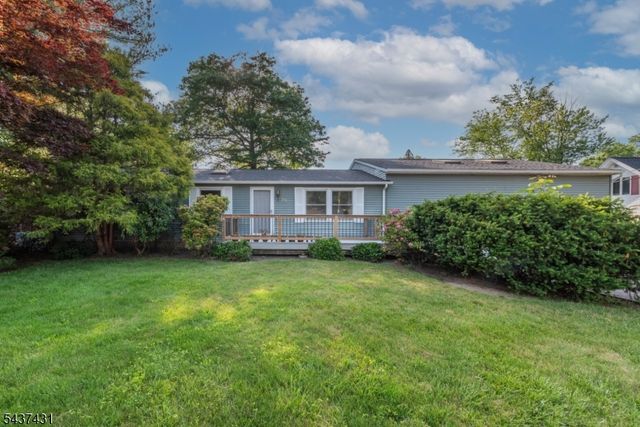 20 Wanaque Rd, West Milford Twp., NJ 07421