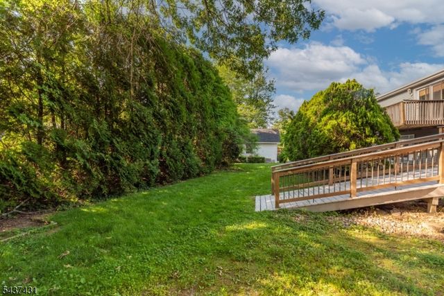 20 Wanaque Rd, West Milford Twp., NJ 07421