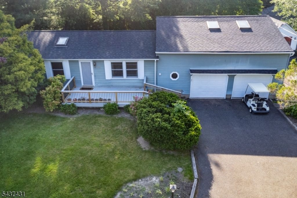 20 Wanaque Rd, West Milford Twp., NJ 07421