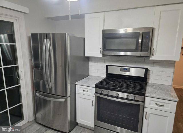 601 MAGNOLIA CT, Marlton, NJ 08053
