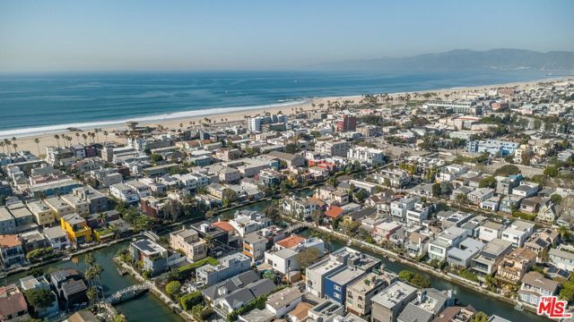 224 Linnie Canal, Venice (los Angeles), CA 90291