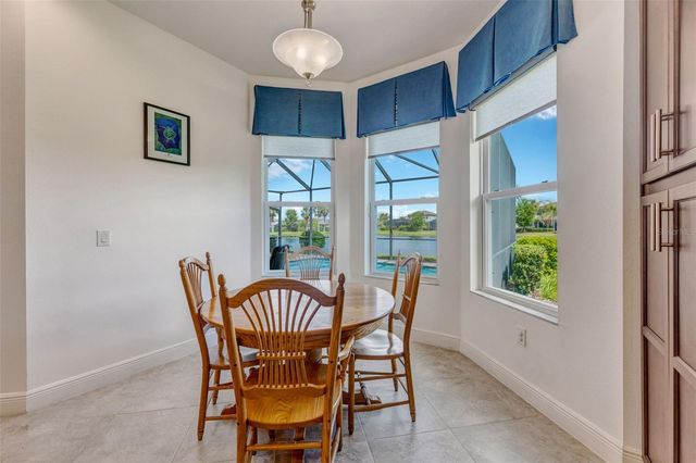 2752 COCO PALM CIRCLE, Wesley Chapel, FL 33543