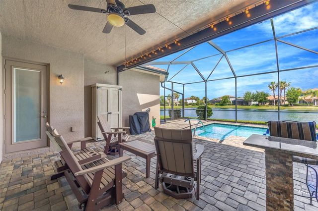 2752 COCO PALM CIRCLE, Wesley Chapel, FL 33543