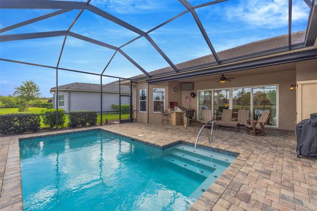 2752 COCO PALM CIRCLE, Wesley Chapel, FL 33543