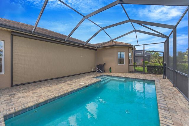 2752 COCO PALM CIRCLE, Wesley Chapel, FL 33543