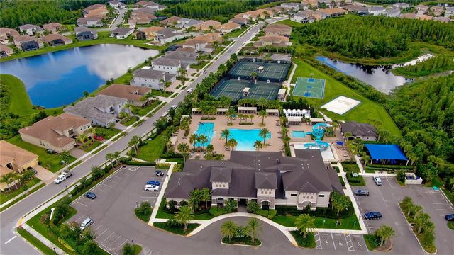 2752 COCO PALM CIRCLE, Wesley Chapel, FL 33543