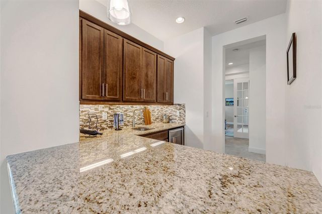 2752 COCO PALM CIRCLE, Wesley Chapel, FL 33543