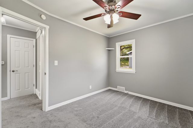 507 Davis Avenue, Des Moines, IA 50315