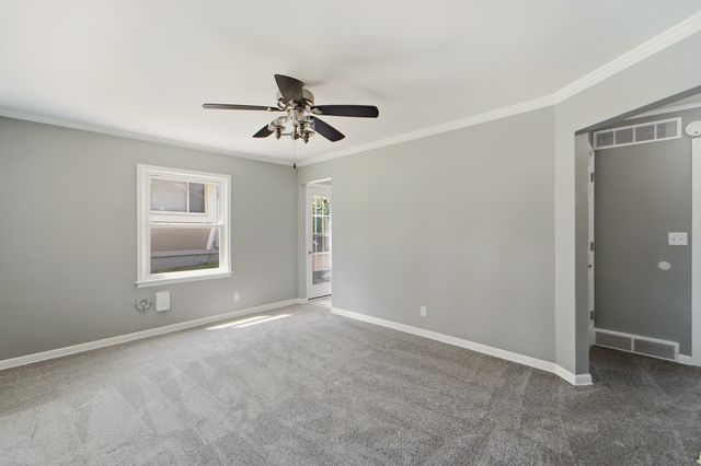 507 Davis Avenue, Des Moines, IA 50315