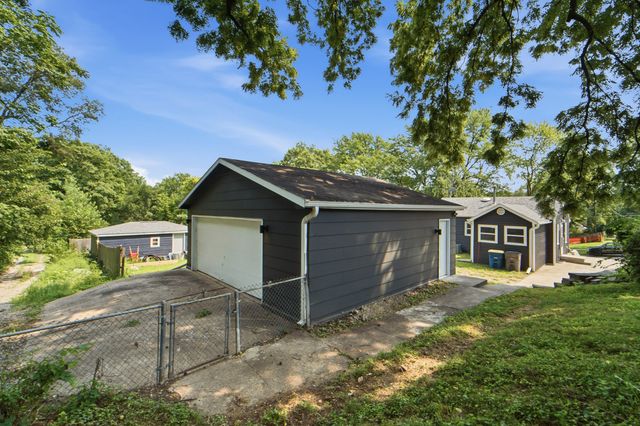 507 Davis Avenue, Des Moines, IA 50315