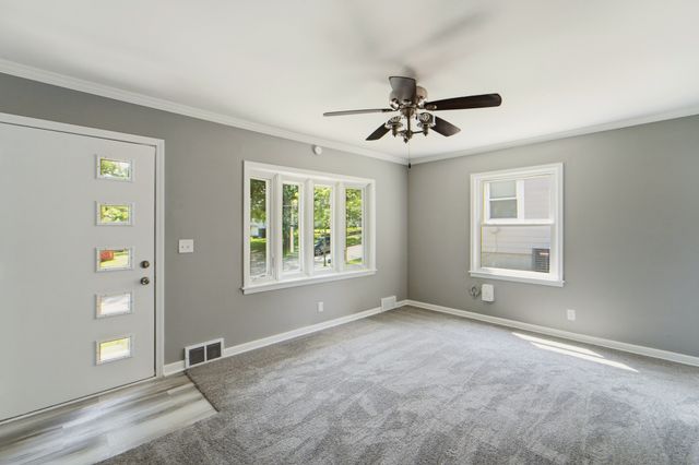 507 Davis Avenue, Des Moines, IA 50315