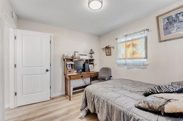 890 Nome Street, Aurora, CO 80010