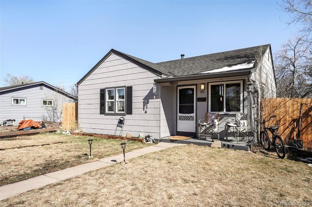 890 Nome Street, Aurora, CO 80010
