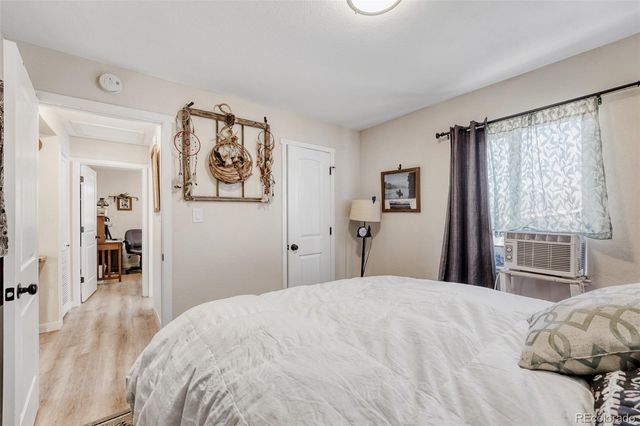 890 Nome Street, Aurora, CO 80010