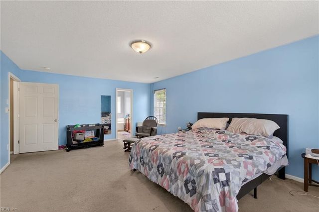 4300 Center Mast CRST, Chesapeake, VA 23321