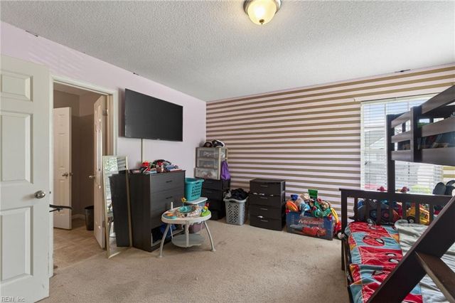 4300 Center Mast CRST, Chesapeake, VA 23321